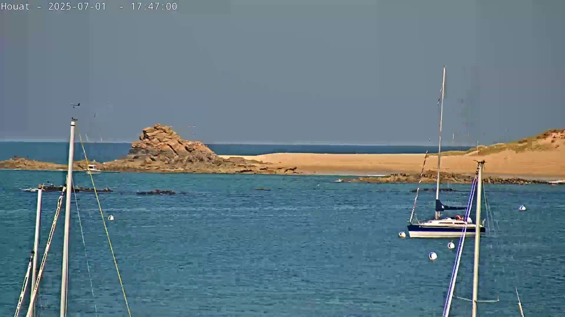 Houat Island Coast Live Cam - Ile-d'Houat, Morbihan, Bretagne, France