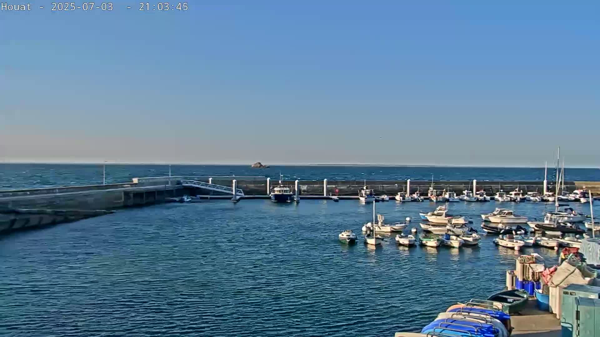 Houat Island Coast Live Cam - Ile-d'Houat, Morbihan, Bretagne, France
