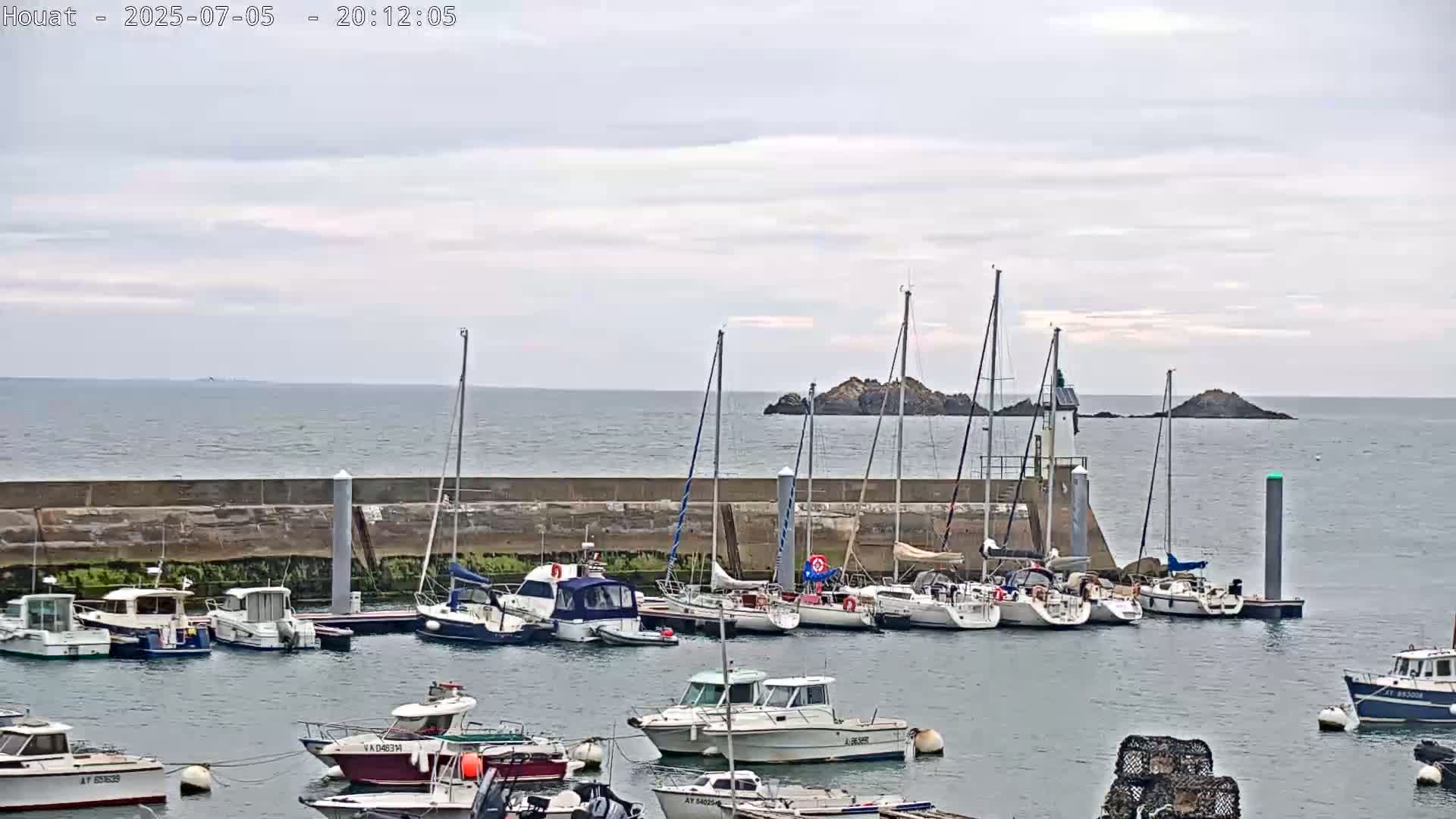 Houat Island Coast Live Cam - Ile-d'Houat, Morbihan, Bretagne, France
