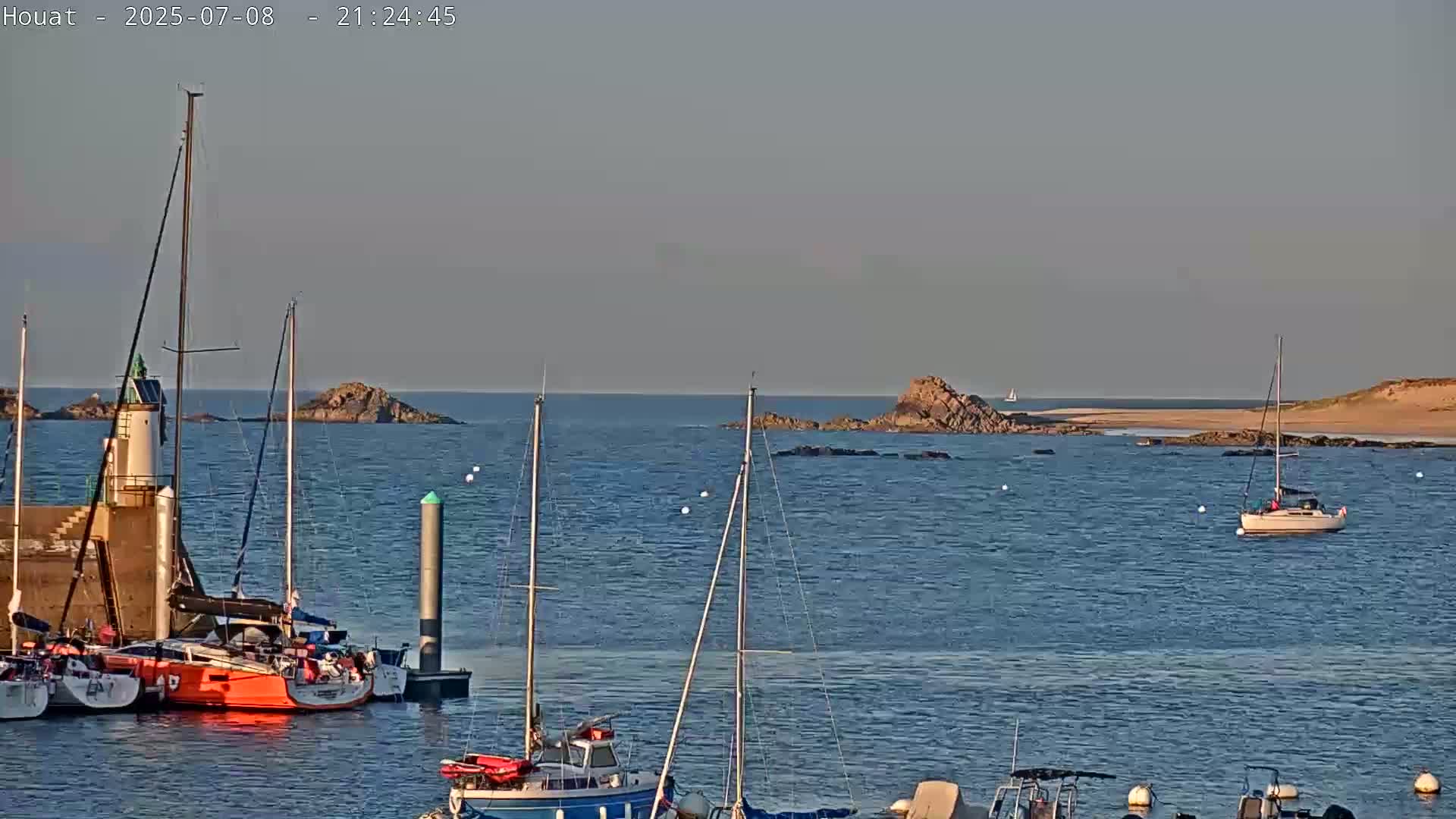 Houat Island Coast Live Cam - Ile-d'Houat, Morbihan, Bretagne, France
