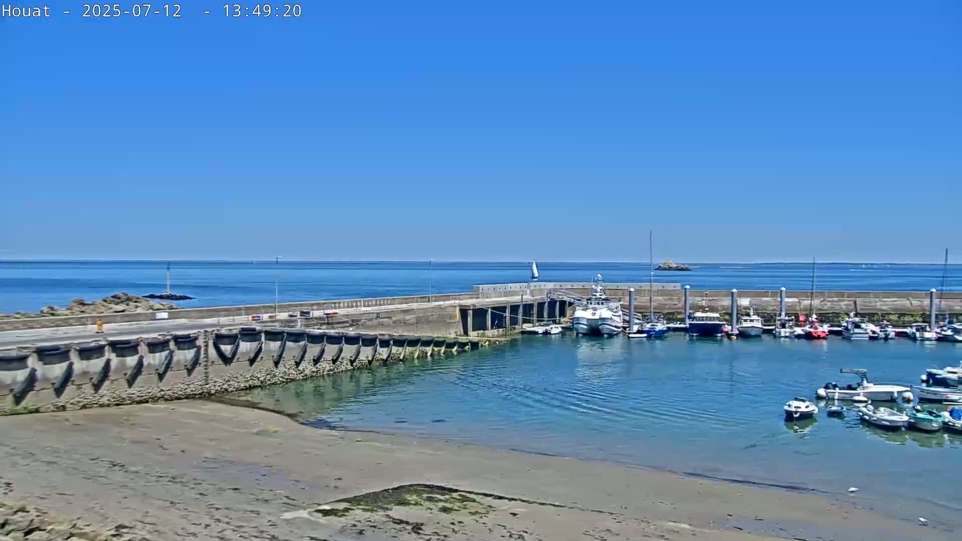 Houat Island Coast Live Cam - Ile-d'Houat, Morbihan, Bretagne, France