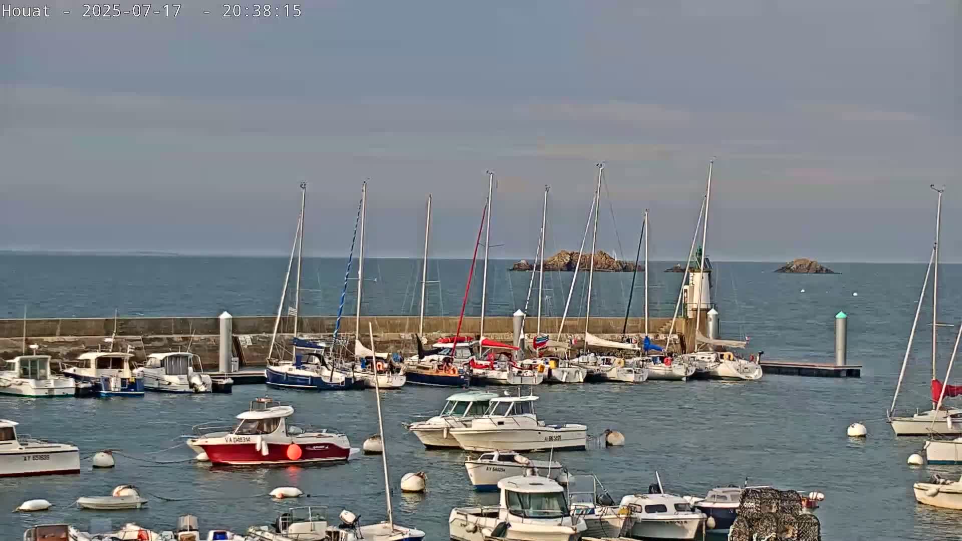 Houat Island Coast Live Cam - Ile-d'Houat, Morbihan, Bretagne, France