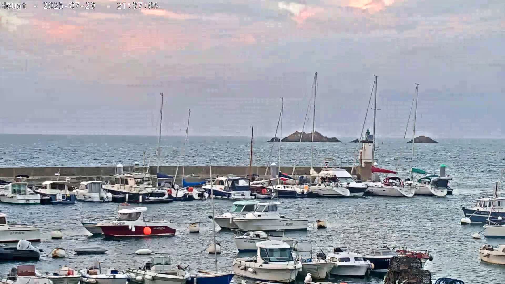 Houat Island Coast Live Cam - Ile-d'Houat, Morbihan, Bretagne, France
