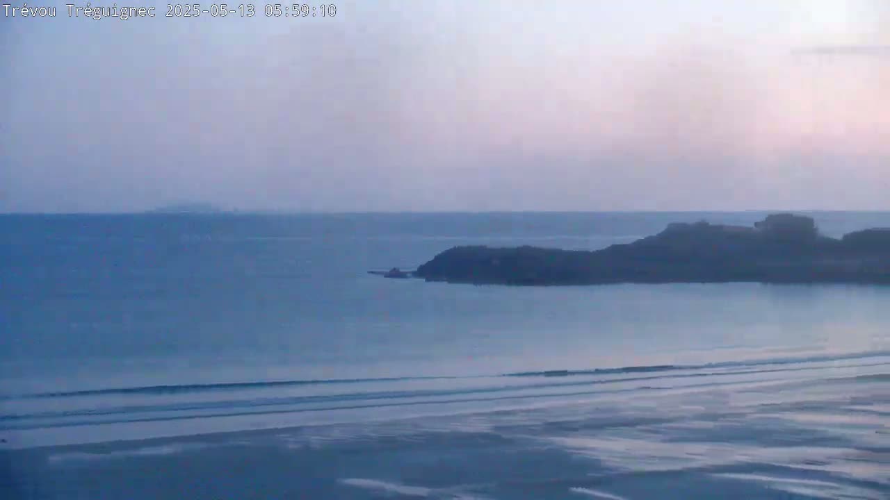 Trévou-Tréguignec, Plage de Trestel Beach Live Cam - Lannion, Côtes-d'Armor, Bretagne, France