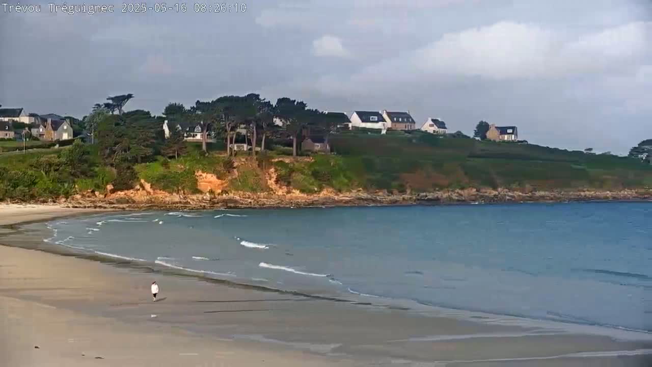 Trévou-Tréguignec, Plage de Trestel Beach Live Cam - Lannion, Côtes-d'Armor, Bretagne, France