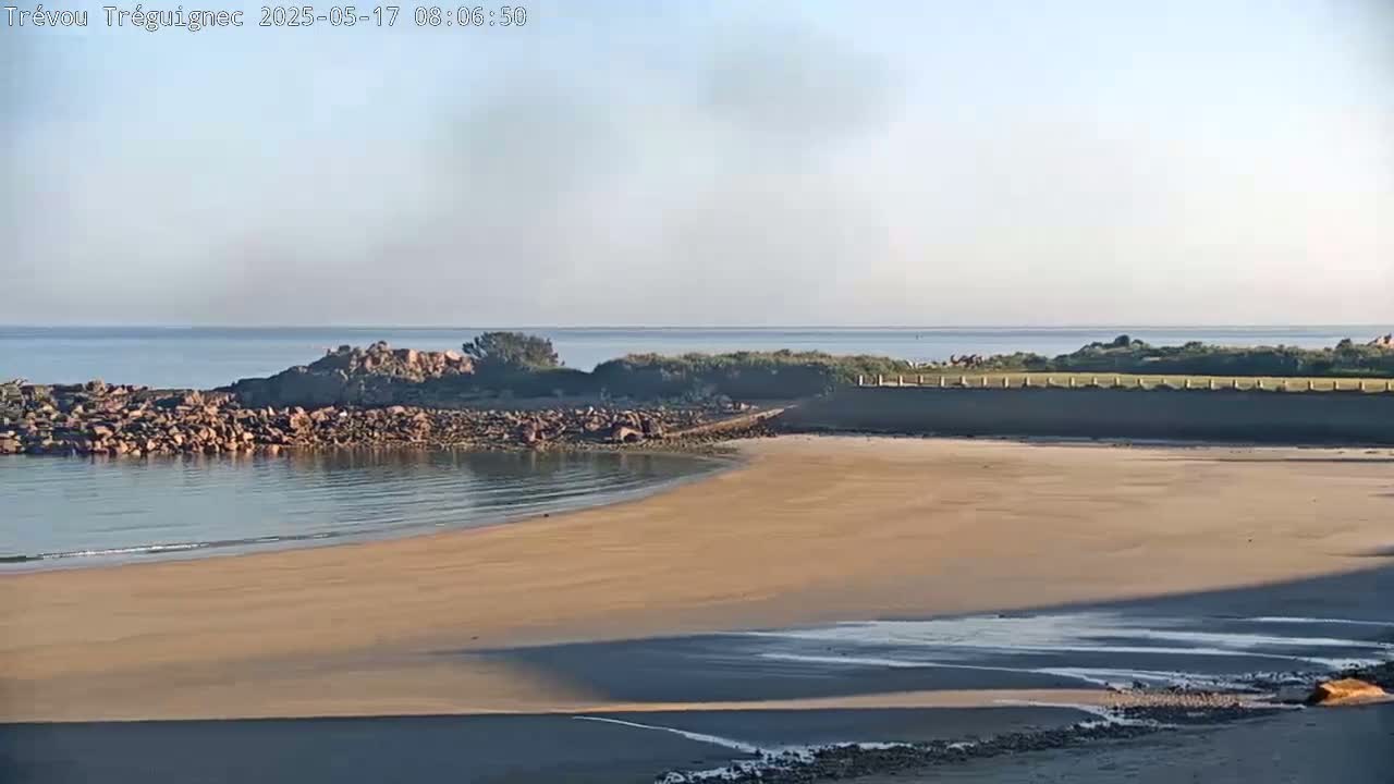 Trévou-Tréguignec, Plage de Trestel Beach Live Cam - Lannion, Côtes-d'Armor, Bretagne, France