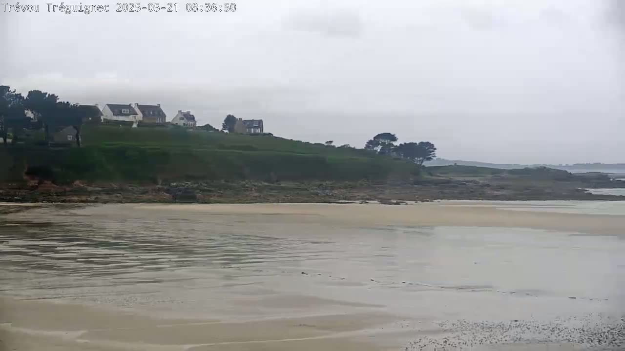 Trévou-Tréguignec, Plage de Trestel Beach Live Cam - Lannion, Côtes-d'Armor, Bretagne, France