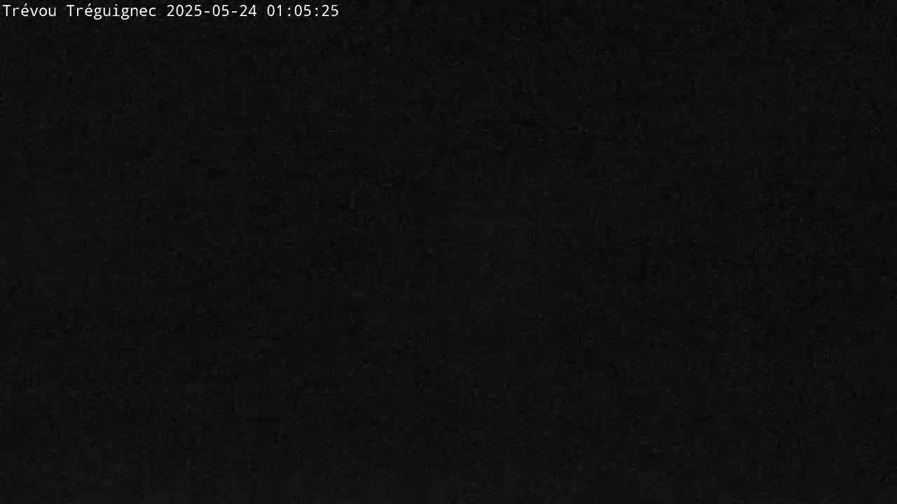 Trévou-Tréguignec, Plage de Trestel Beach Live Cam - Lannion, Côtes-d'Armor, Bretagne, France