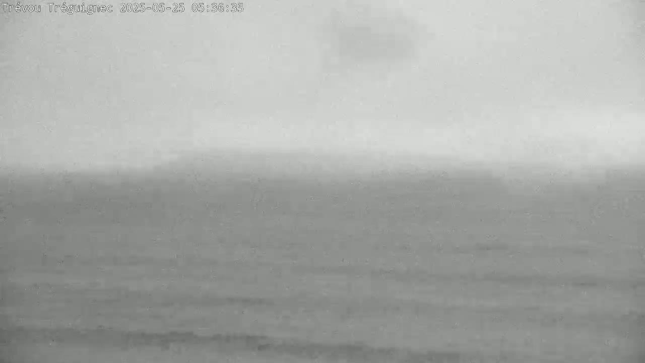 Trévou-Tréguignec, Plage de Trestel Beach Live Cam - Lannion, Côtes-d'Armor, Bretagne, France