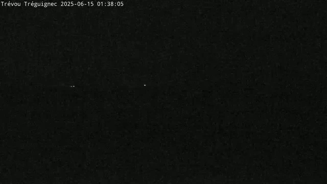 Trévou-Tréguignec, Plage de Trestel Beach Live Cam - Lannion, Côtes-d'Armor, Bretagne, France