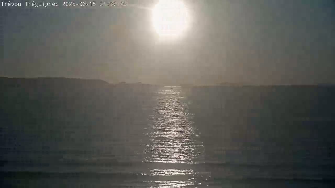 Trévou-Tréguignec, Plage de Trestel Beach Live Cam - Lannion, Côtes-d'Armor, Bretagne, France
