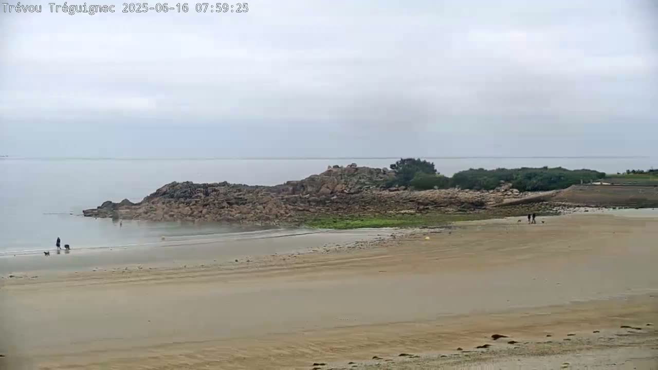 Trévou-Tréguignec, Plage de Trestel Beach Live Cam - Lannion, Côtes-d'Armor, Bretagne, France