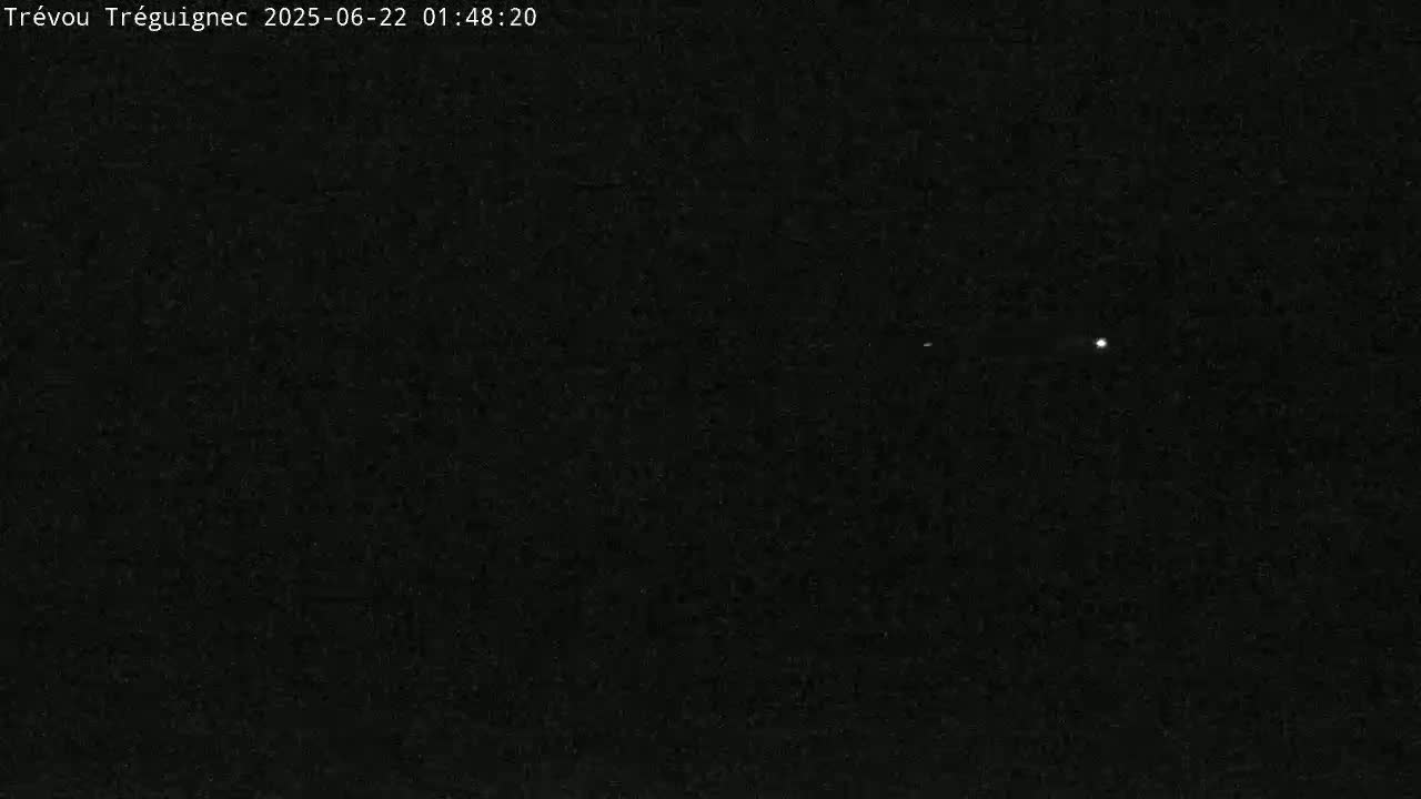 Trévou-Tréguignec, Plage de Trestel Beach Live Cam - Lannion, Côtes-d'Armor, Bretagne, France
