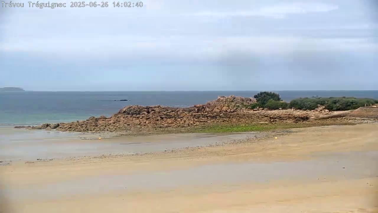 Trévou-Tréguignec, Plage de Trestel Beach Live Cam - Lannion, Côtes-d'Armor, Bretagne, France