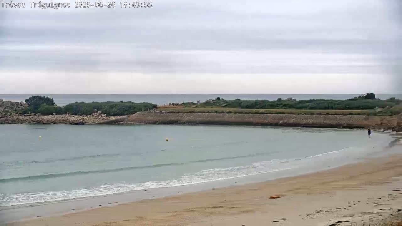 Trévou-Tréguignec, Plage de Trestel Beach Live Cam - Lannion, Côtes-d'Armor, Bretagne, France