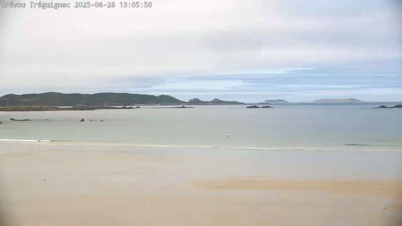 Trévou-Tréguignec, Plage de Trestel Beach Live Cam - Lannion, Côtes-d'Armor, Bretagne, France