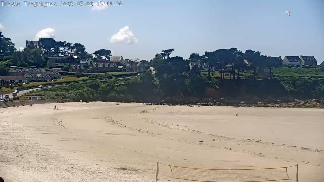 Trévou-Tréguignec, Plage de Trestel Beach Live Cam - Lannion, Côtes-d'Armor, Bretagne, France