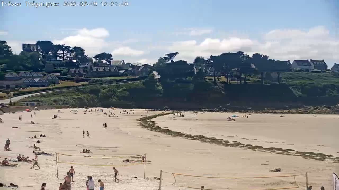 Trévou-Tréguignec, Plage de Trestel Beach Live Cam - Lannion, Côtes-d'Armor, Bretagne, France