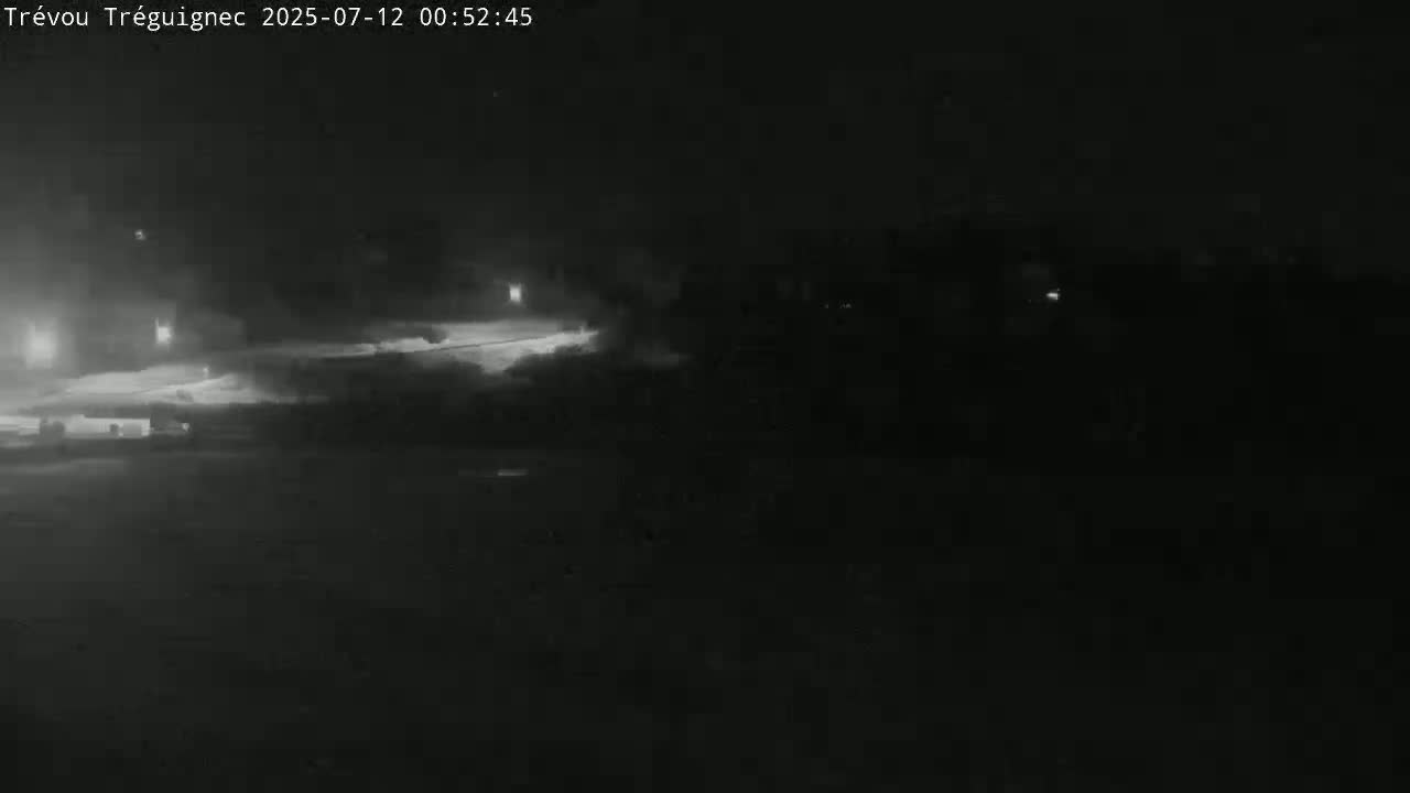 Trévou-Tréguignec, Plage de Trestel Beach Live Cam - Lannion, Côtes-d'Armor, Bretagne, France