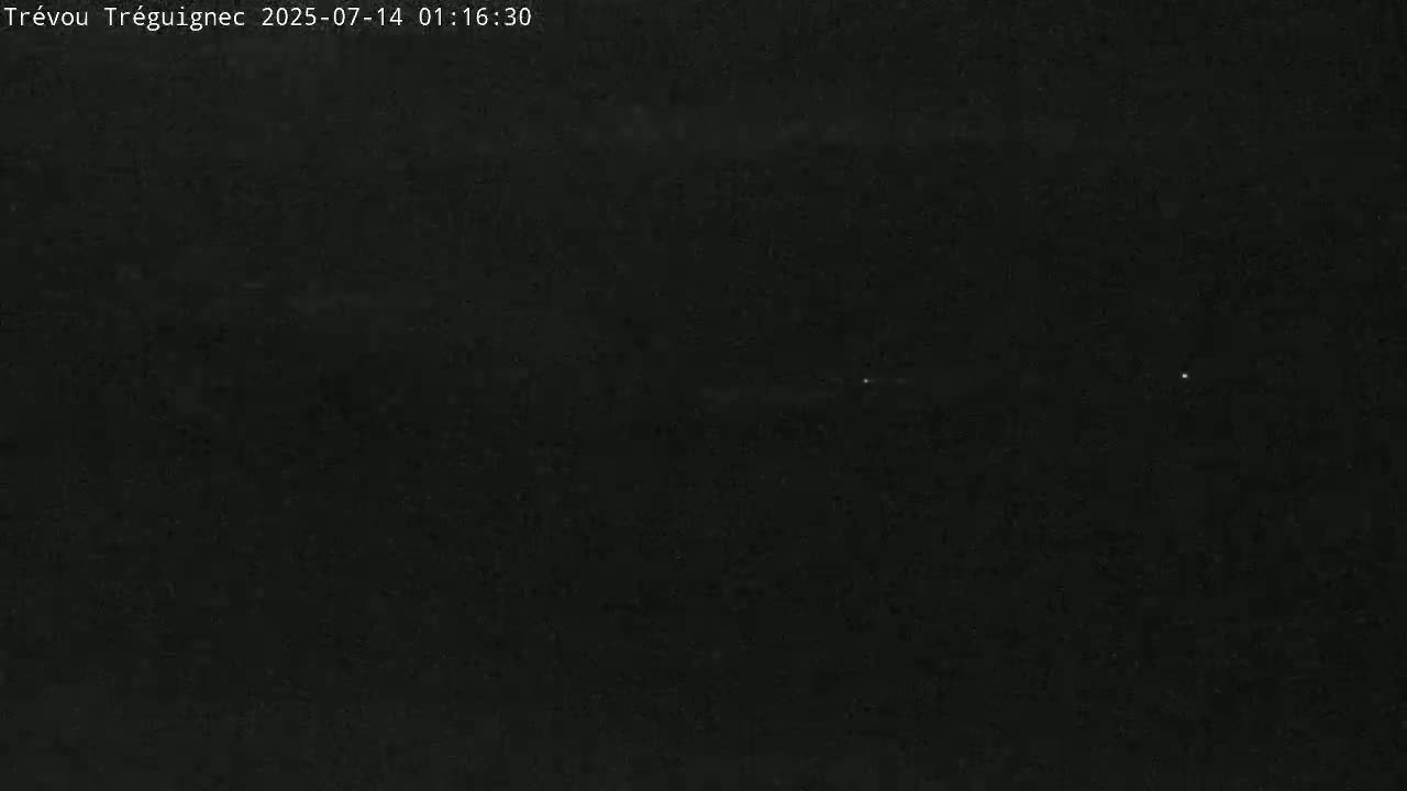 Trévou-Tréguignec, Plage de Trestel Beach Live Cam - Lannion, Côtes-d'Armor, Bretagne, France