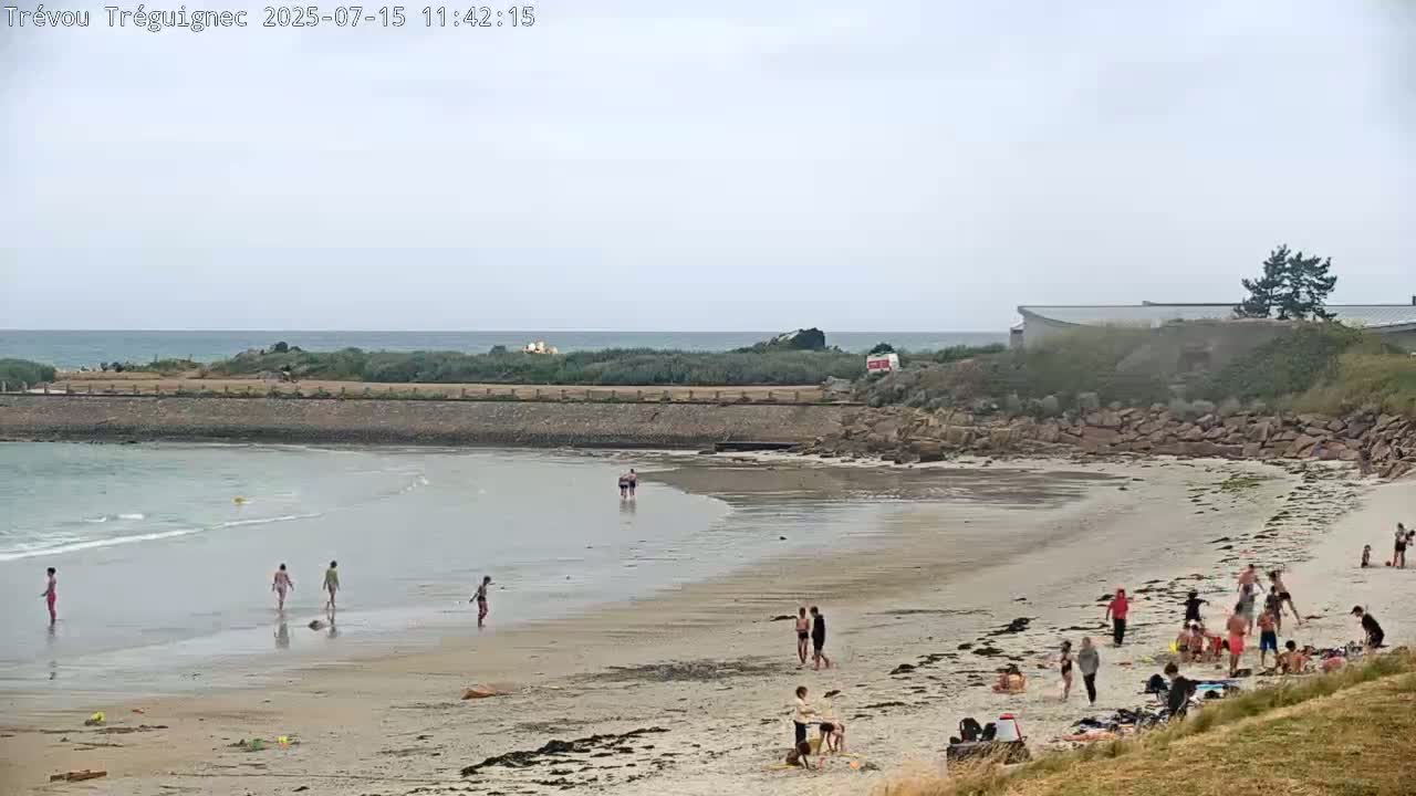 Trévou-Tréguignec, Plage de Trestel Beach Live Cam - Lannion, Côtes-d'Armor, Bretagne, France