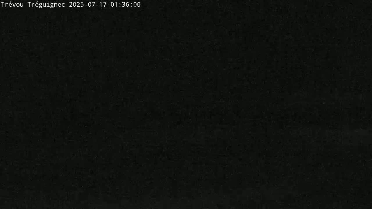 Trévou-Tréguignec, Plage de Trestel Beach Live Cam - Lannion, Côtes-d'Armor, Bretagne, France