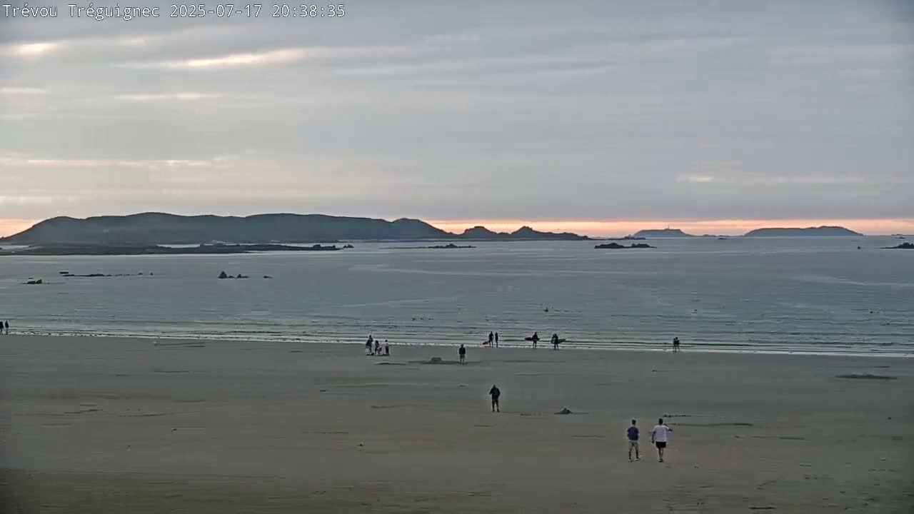Trévou-Tréguignec, Plage de Trestel Beach Live Cam - Lannion, Côtes-d'Armor, Bretagne, France