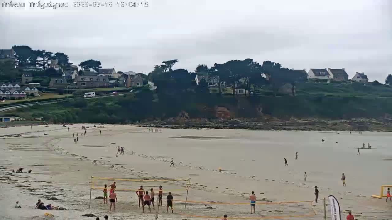 Trévou-Tréguignec, Plage de Trestel Beach Live Cam - Lannion, Côtes-d'Armor, Bretagne, France