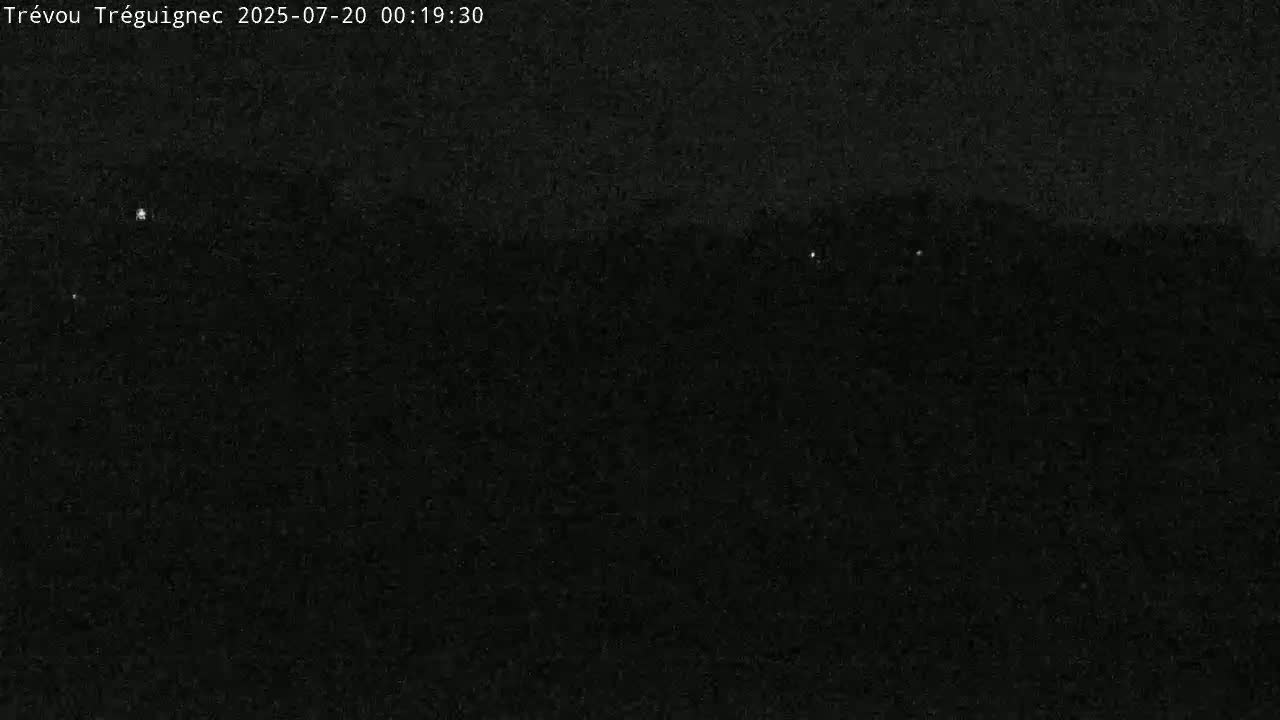Trévou-Tréguignec, Plage de Trestel Beach Live Cam - Lannion, Côtes-d'Armor, Bretagne, France