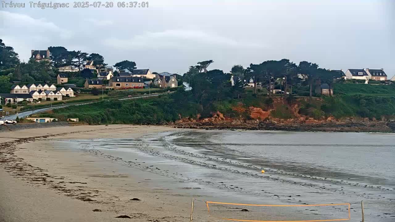 Trévou-Tréguignec, Plage de Trestel Beach Live Cam - Lannion, Côtes-d'Armor, Bretagne, France