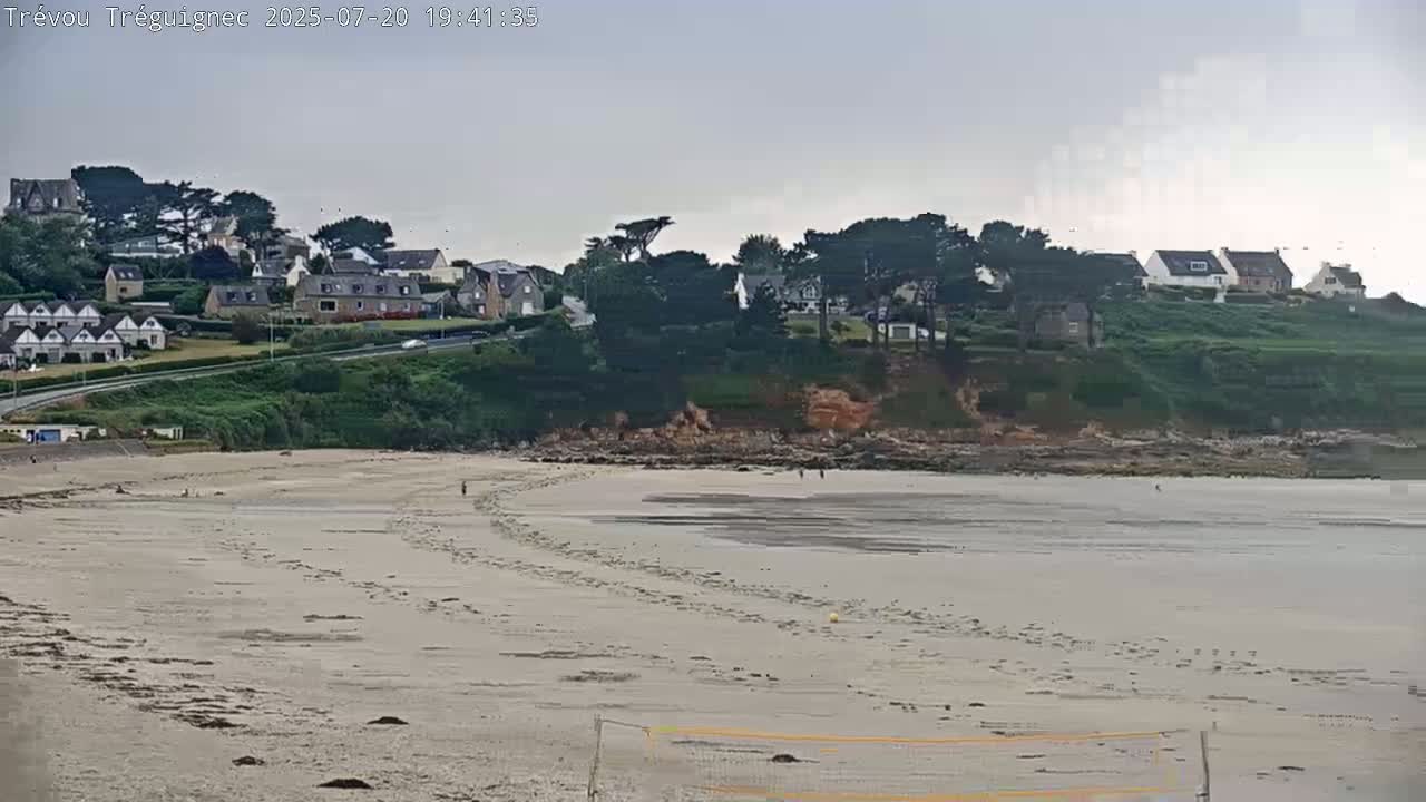 Trévou-Tréguignec, Plage de Trestel Beach Live Cam - Lannion, Côtes-d'Armor, Bretagne, France