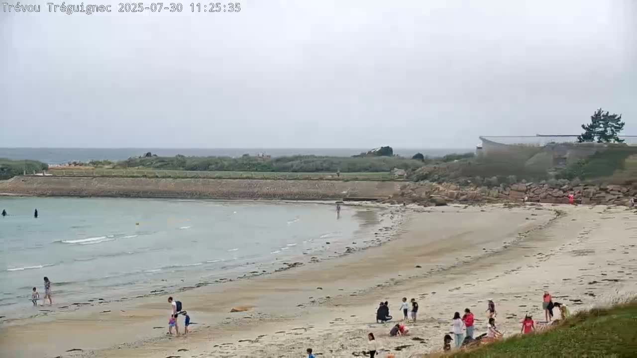 Trévou-Tréguignec, Plage de Trestel Beach Live Cam - Lannion, Côtes-d'Armor, Bretagne, France