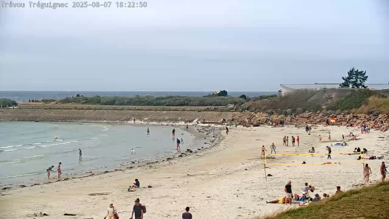 Trévou-Tréguignec, Plage de Trestel Beach Live Cam - Lannion, Côtes-d'Armor, Bretagne, France