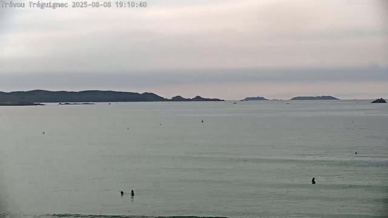 Trévou-Tréguignec, Plage de Trestel Beach Live Cam - Lannion, Côtes-d'Armor, Bretagne, France