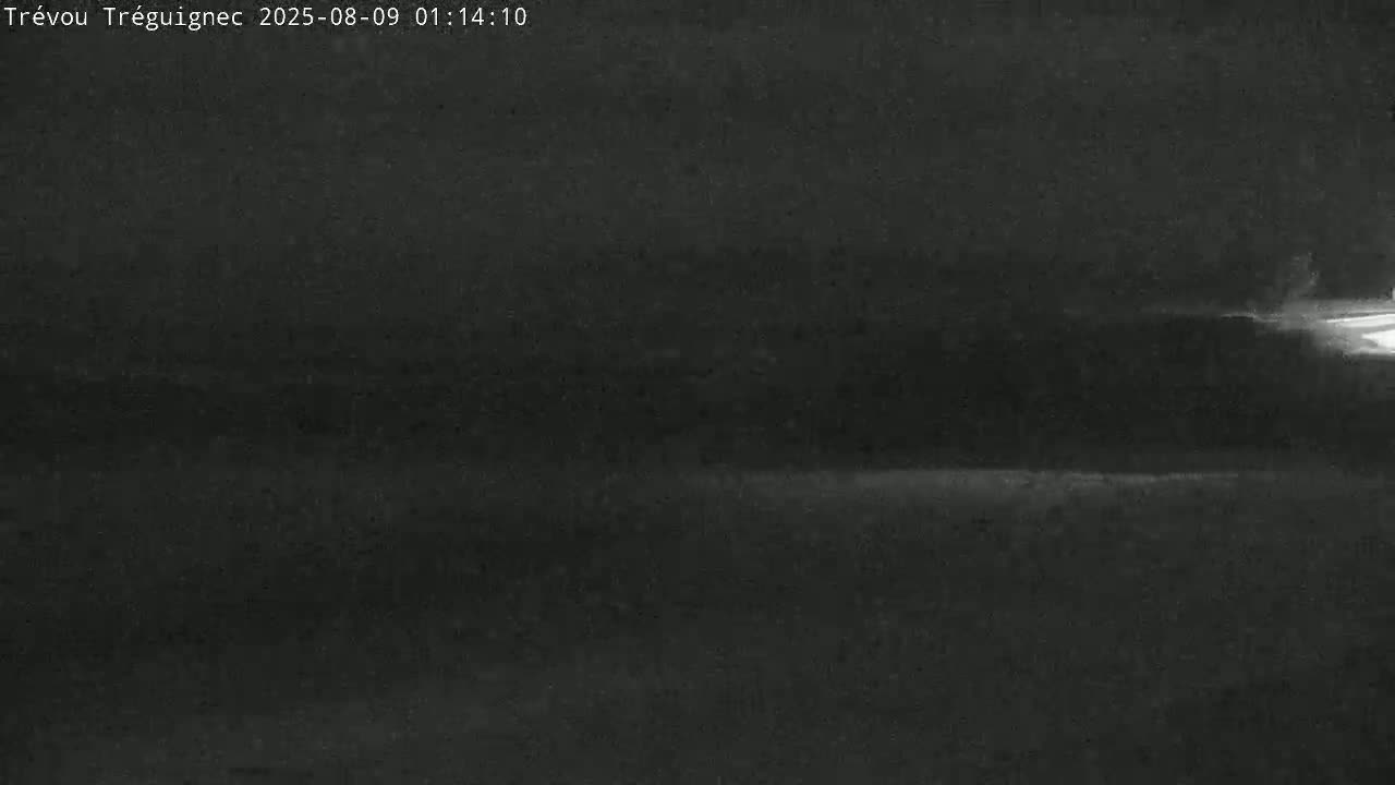 Trévou-Tréguignec, Plage de Trestel Beach Live Cam - Lannion, Côtes-d'Armor, Bretagne, France