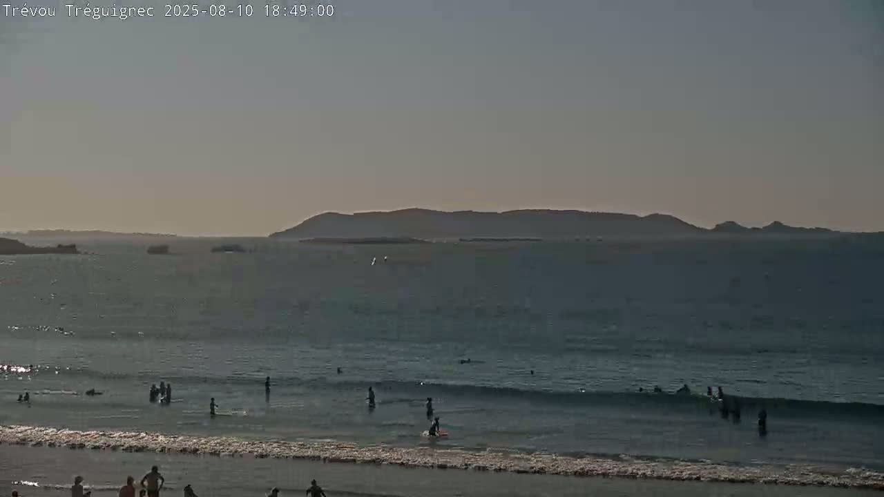 Trévou-Tréguignec, Plage de Trestel Beach Live Cam - Lannion, Côtes-d'Armor, Bretagne, France