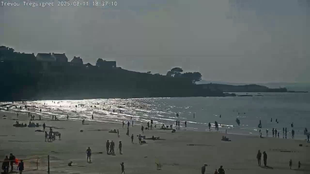 Trévou-Tréguignec, Plage de Trestel Beach Live Cam - Lannion, Côtes-d'Armor, Bretagne, France