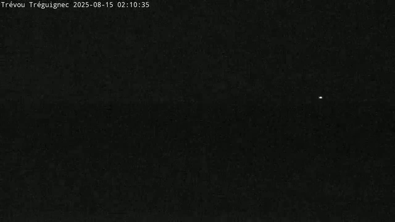 Trévou-Tréguignec, Plage de Trestel Beach Live Cam - Lannion, Côtes-d'Armor, Bretagne, France