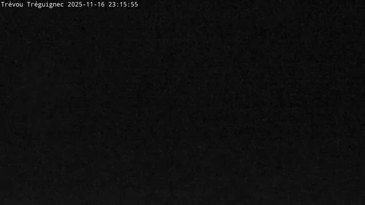 Trévou-Tréguignec, Plage de Trestel Beach Live Cam - Lannion, Côtes-d'Armor, Bretagne, France