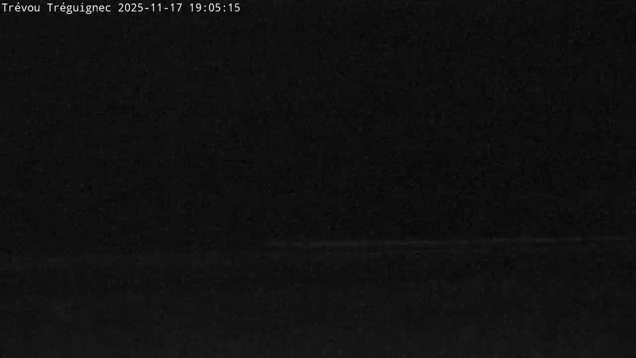 Trévou-Tréguignec, Plage de Trestel Beach Live Cam - Lannion, Côtes-d'Armor, Bretagne, France