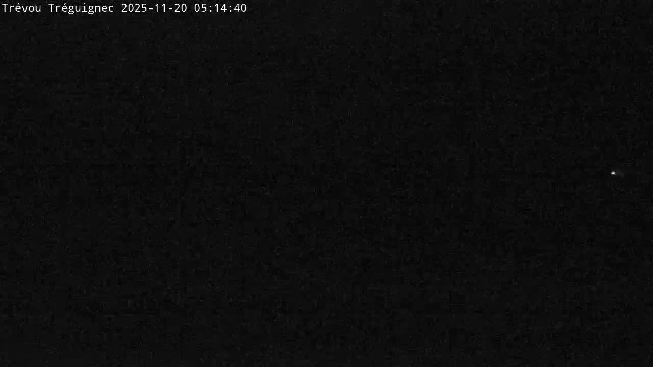 Trévou-Tréguignec, Plage de Trestel Beach Live Cam - Lannion, Côtes-d'Armor, Bretagne, France