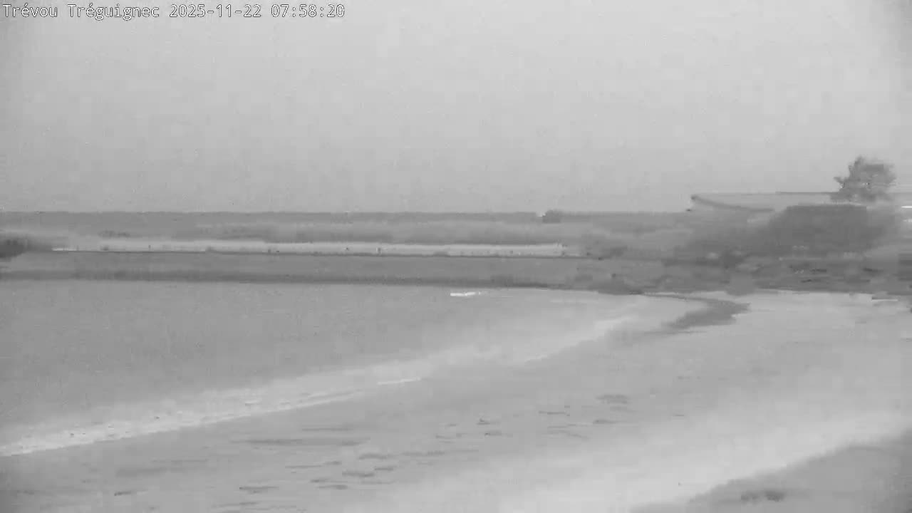 Trévou-Tréguignec, Plage de Trestel Beach Live Cam - Lannion, Côtes-d'Armor, Bretagne, France