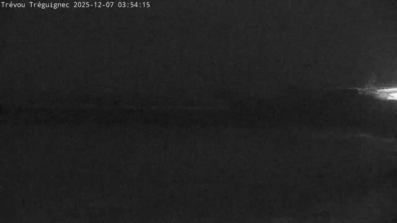 Trévou-Tréguignec, Plage de Trestel Beach Live Cam - Lannion, Côtes-d'Armor, Bretagne, France