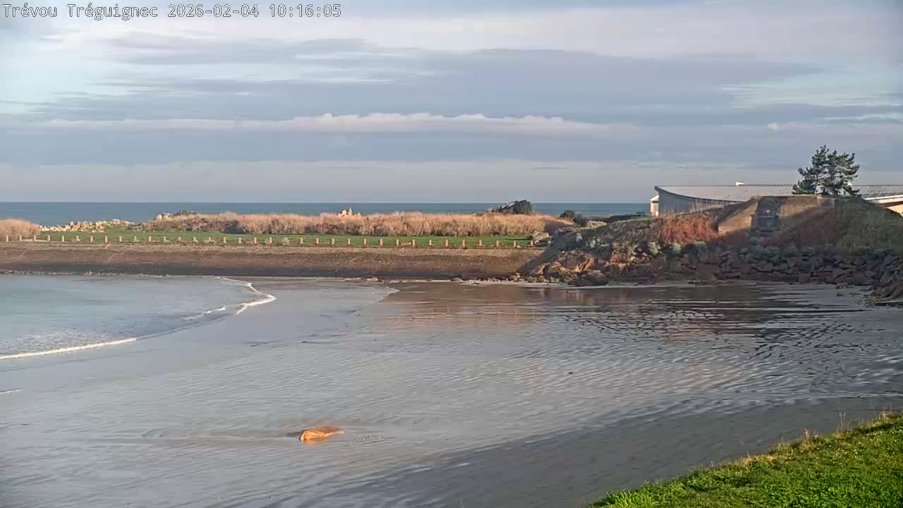 Trévou-Tréguignec, Plage de Trestel Beach Live Cam - Lannion, Côtes-d'Armor, Bretagne, France
