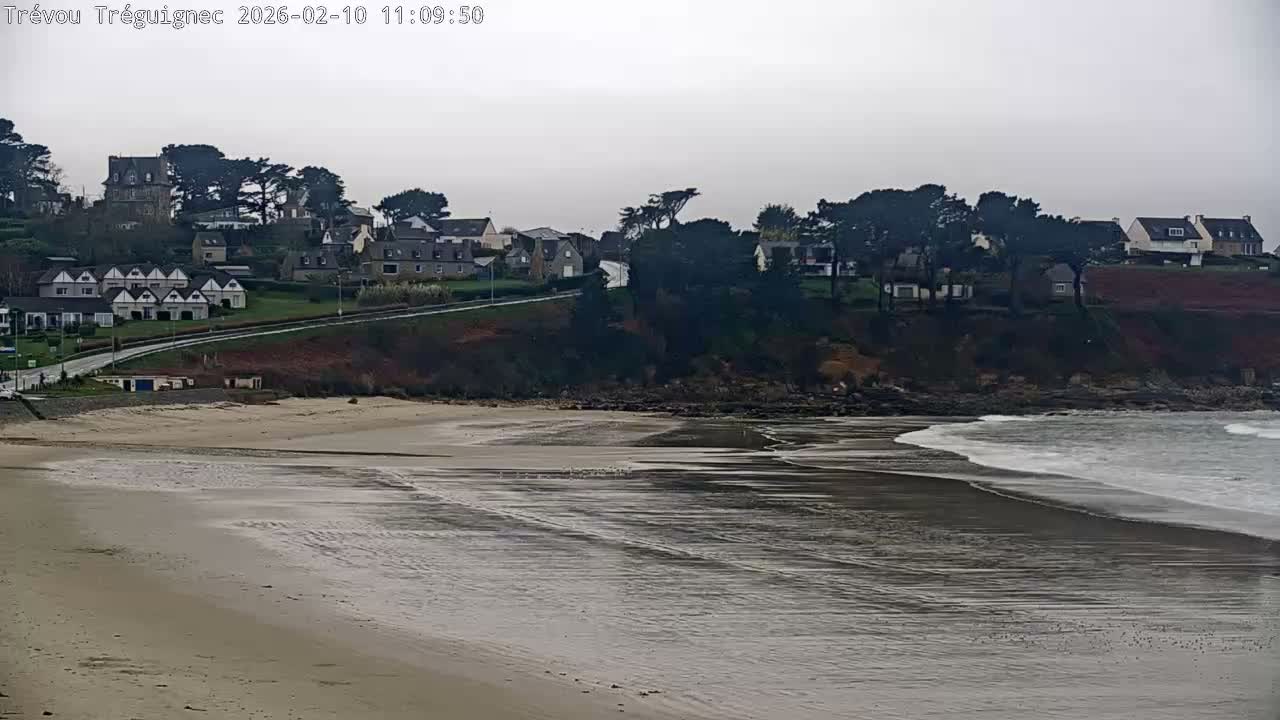 Trévou-Tréguignec, Plage de Trestel Beach Live Cam - Lannion, Côtes-d'Armor, Bretagne, France