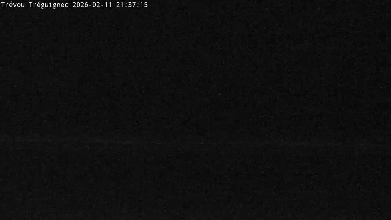 Trévou-Tréguignec, Plage de Trestel Beach Live Cam - Lannion, Côtes-d'Armor, Bretagne, France
