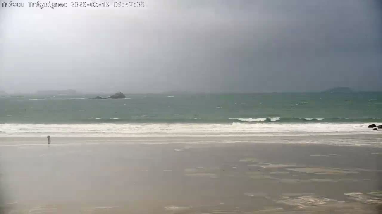 Trévou-Tréguignec, Plage de Trestel Beach Live Cam - Lannion, Côtes-d'Armor, Bretagne, France