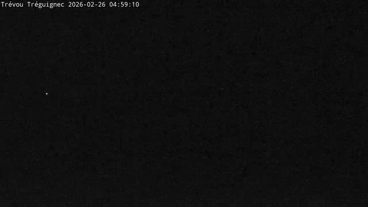 Trévou-Tréguignec, Plage de Trestel Beach Live Cam - Lannion, Côtes-d'Armor, Bretagne, France
