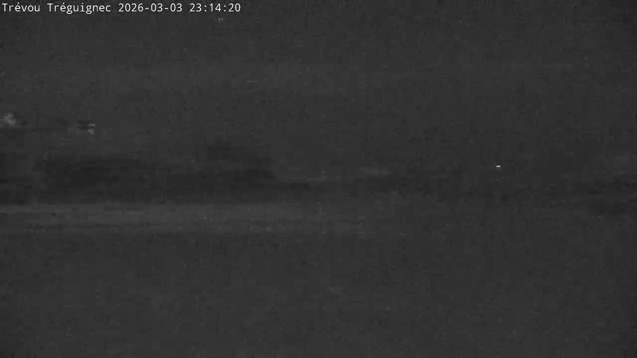 Trévou-Tréguignec, Plage de Trestel Beach Live Cam - Lannion, Côtes-d'Armor, Bretagne, France