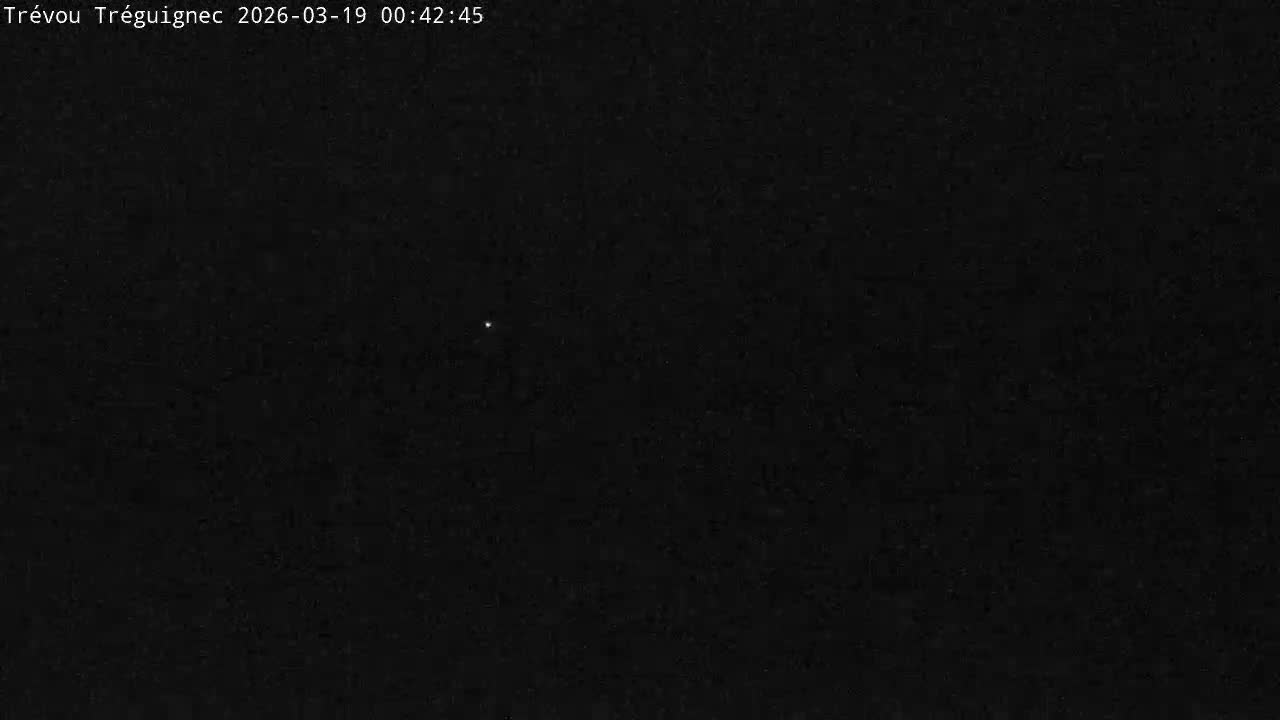 Trévou-Tréguignec, Plage de Trestel Beach Live Cam - Lannion, Côtes-d'Armor, Bretagne, France